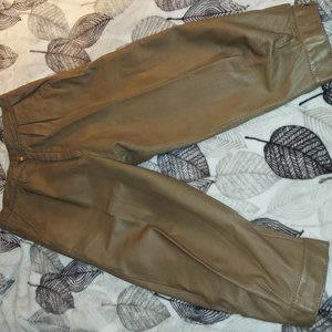 Size 10-12 Vintage 1980s clay colored leather knickers
